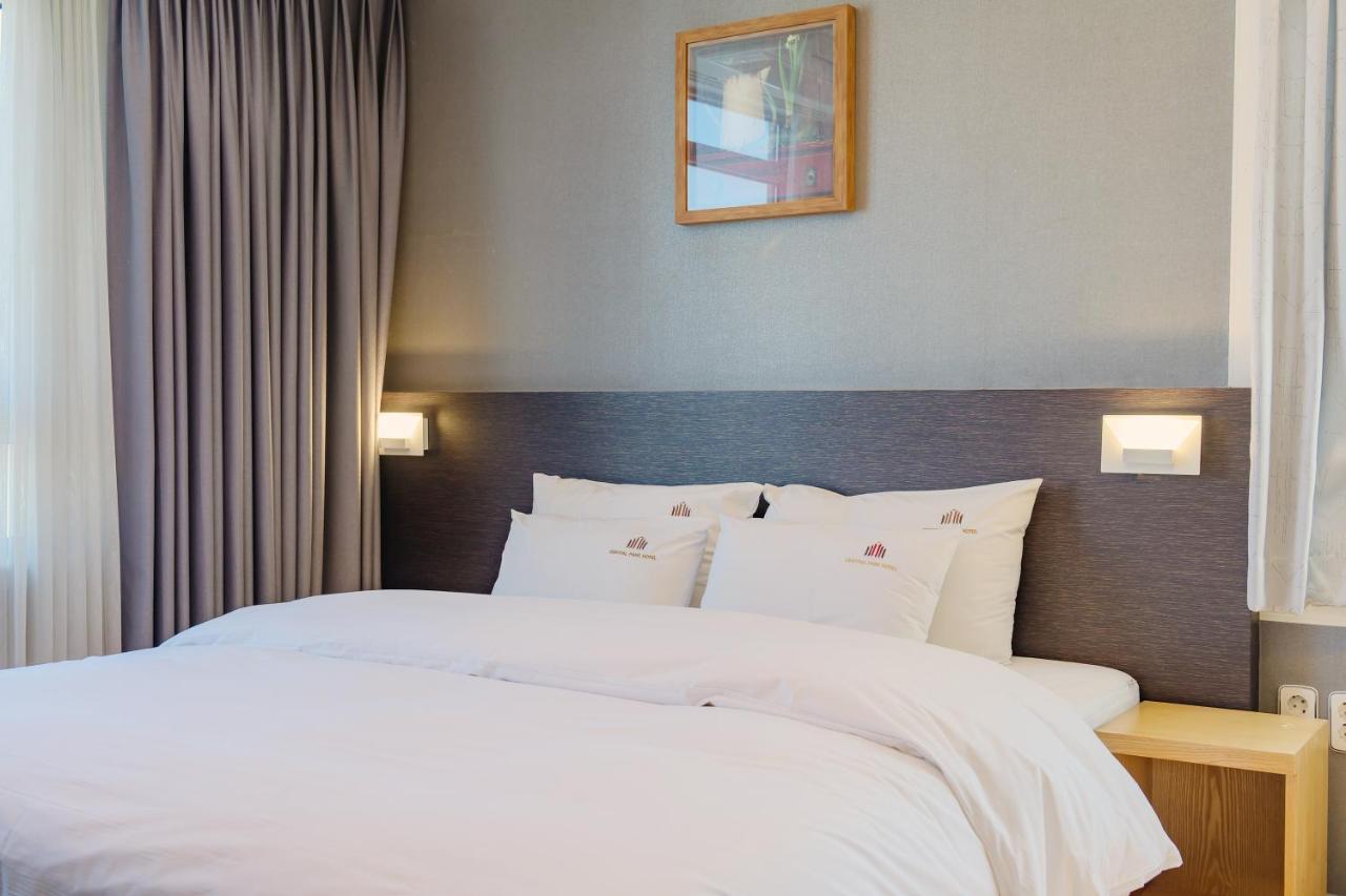 Central Park Hotel Пусан Екстериор снимка
