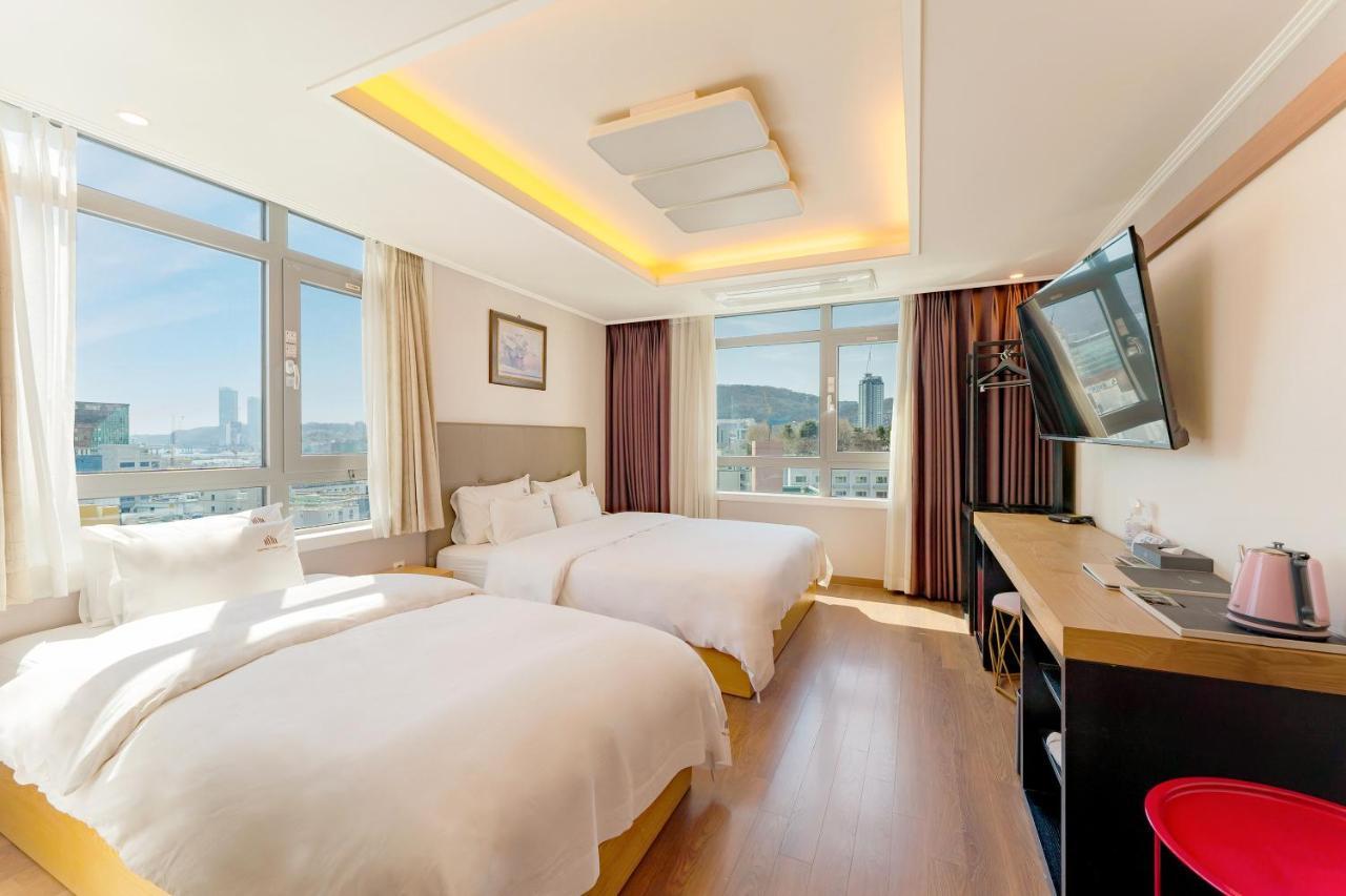 Central Park Hotel Пусан Екстериор снимка